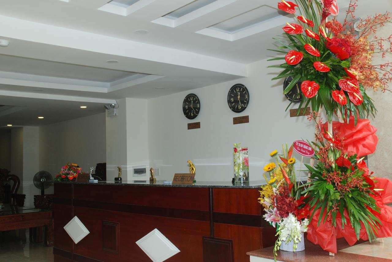 Golf Star Hotel Thành Pho Ho Chí Minh Esterno foto