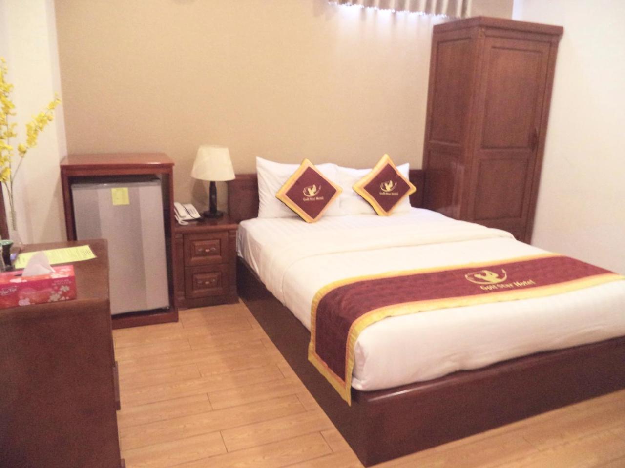 Golf Star Hotel Thành Pho Ho Chí Minh Esterno foto