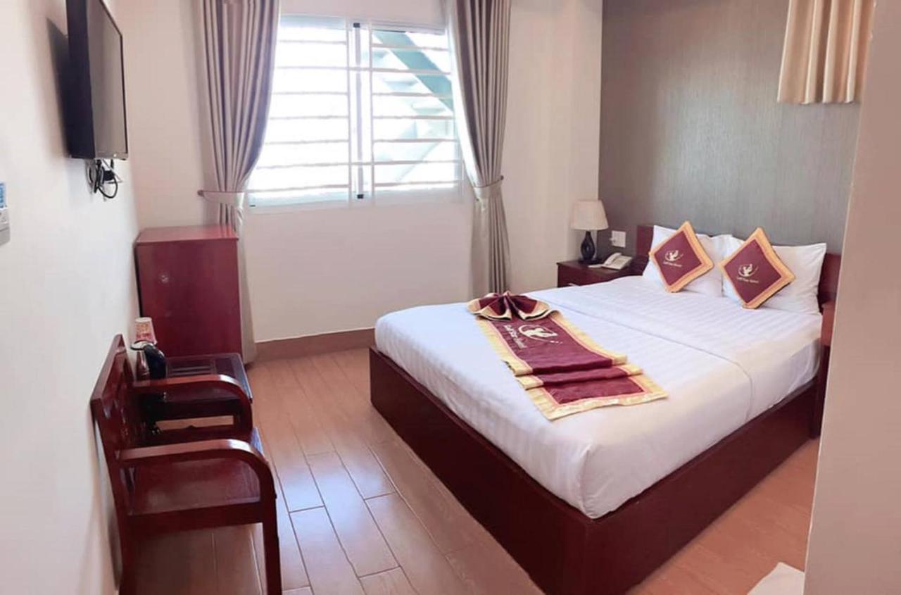 Golf Star Hotel Thành Pho Ho Chí Minh Esterno foto