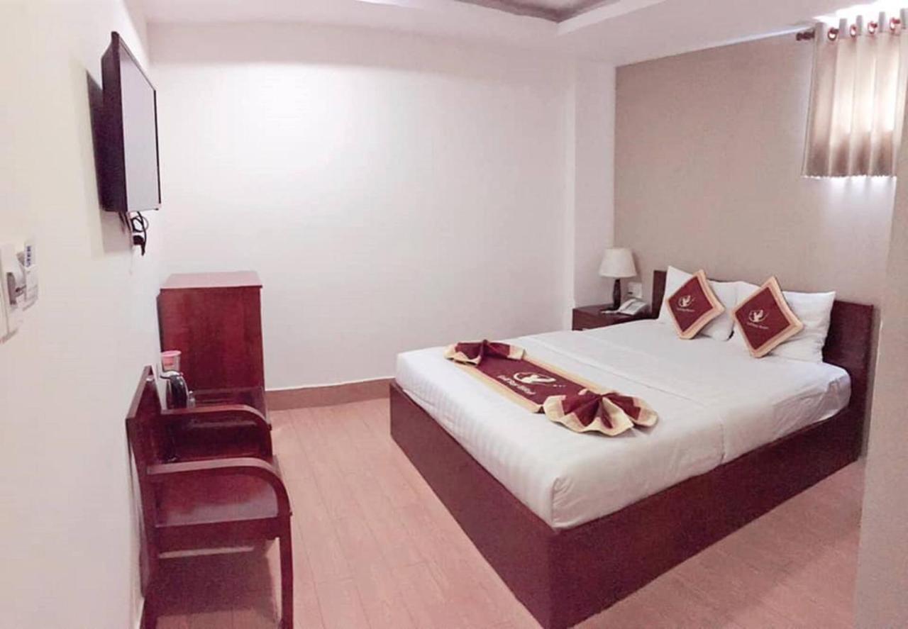 Golf Star Hotel Thành Pho Ho Chí Minh Esterno foto